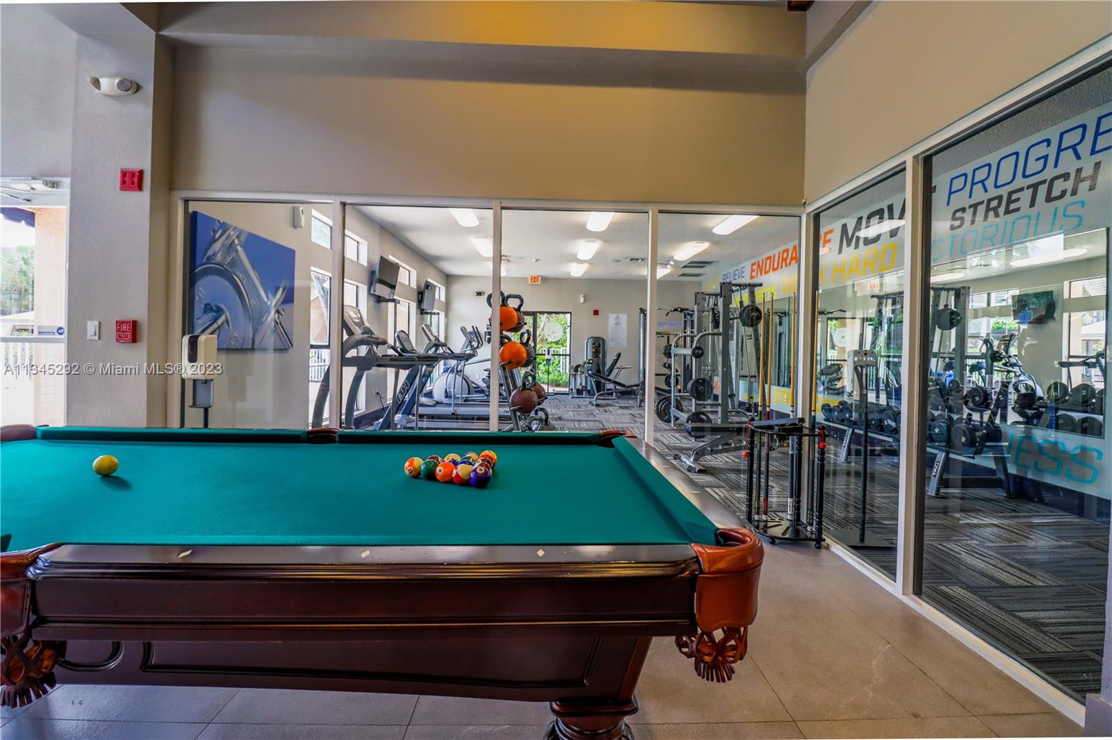 VISTA LAGO AT THE HAMMOCK - Residential