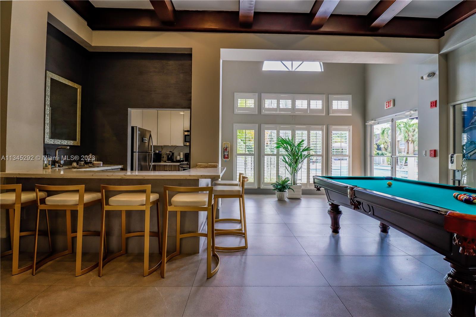 VISTA LAGO AT THE HAMMOCK - Residential