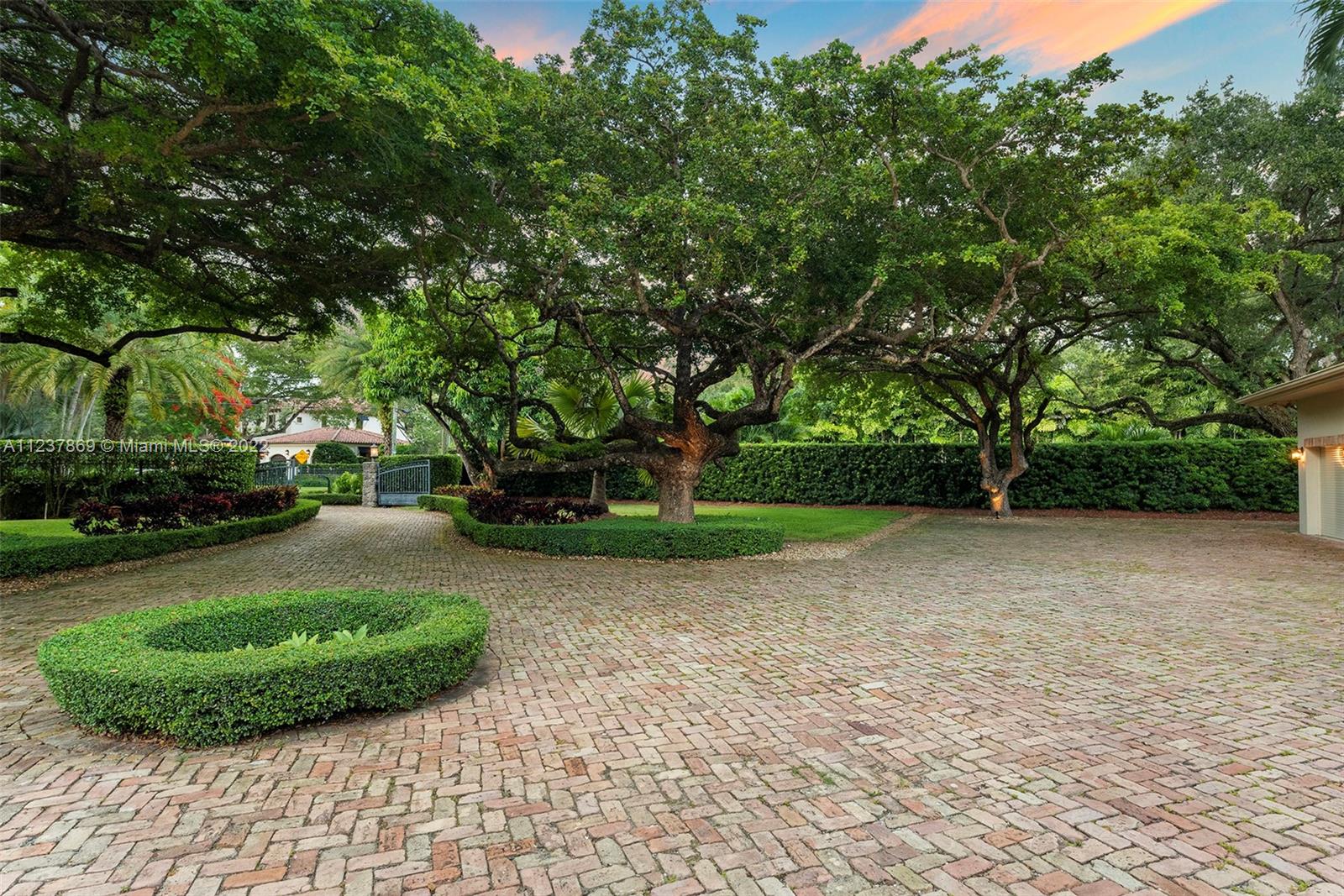 FELIX PARK HOME ACRES - Residential