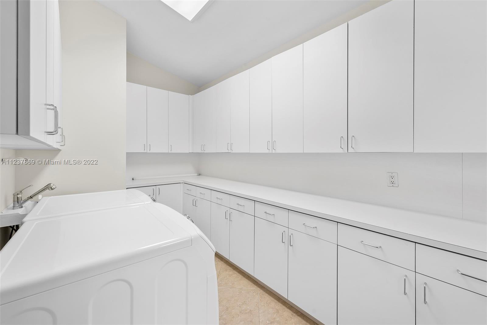 FELIX PARK HOME ACRES - Residential