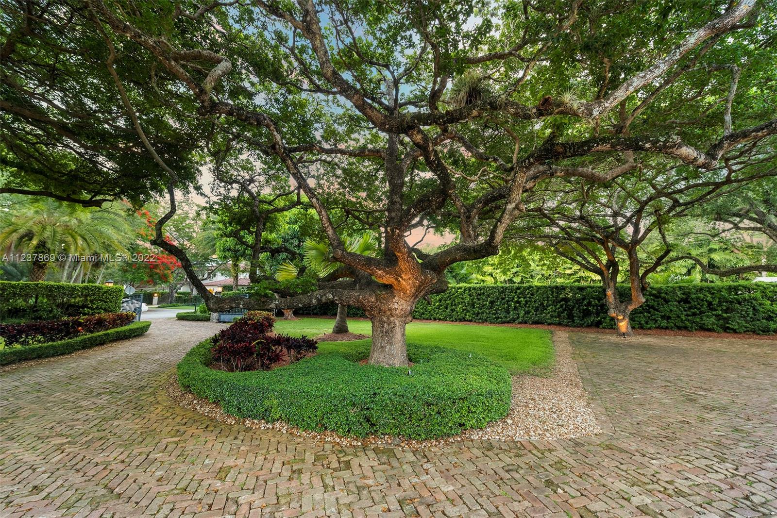 FELIX PARK HOME ACRES - Residential