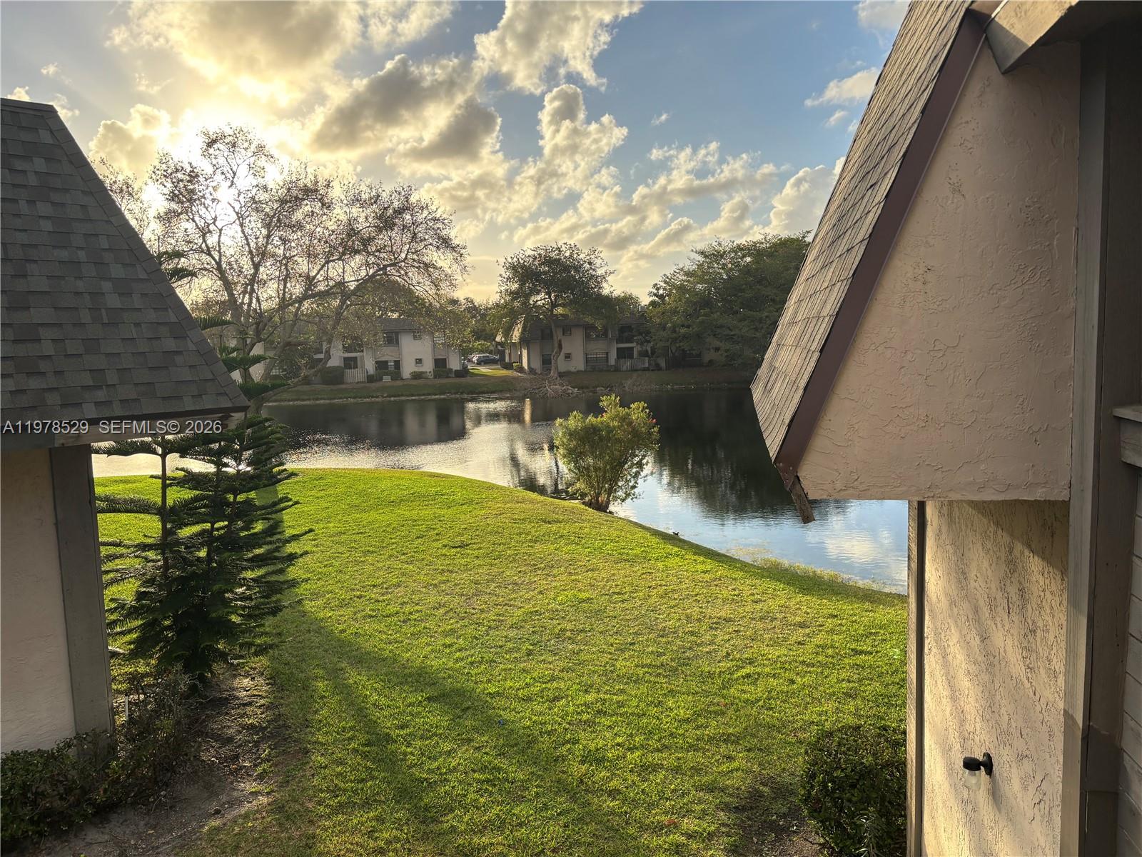 GRENADIER LAKES AT WELLEB - Residential