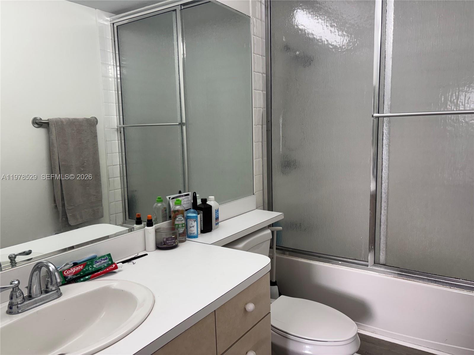 GRENADIER LAKES AT WELLEB - Residential