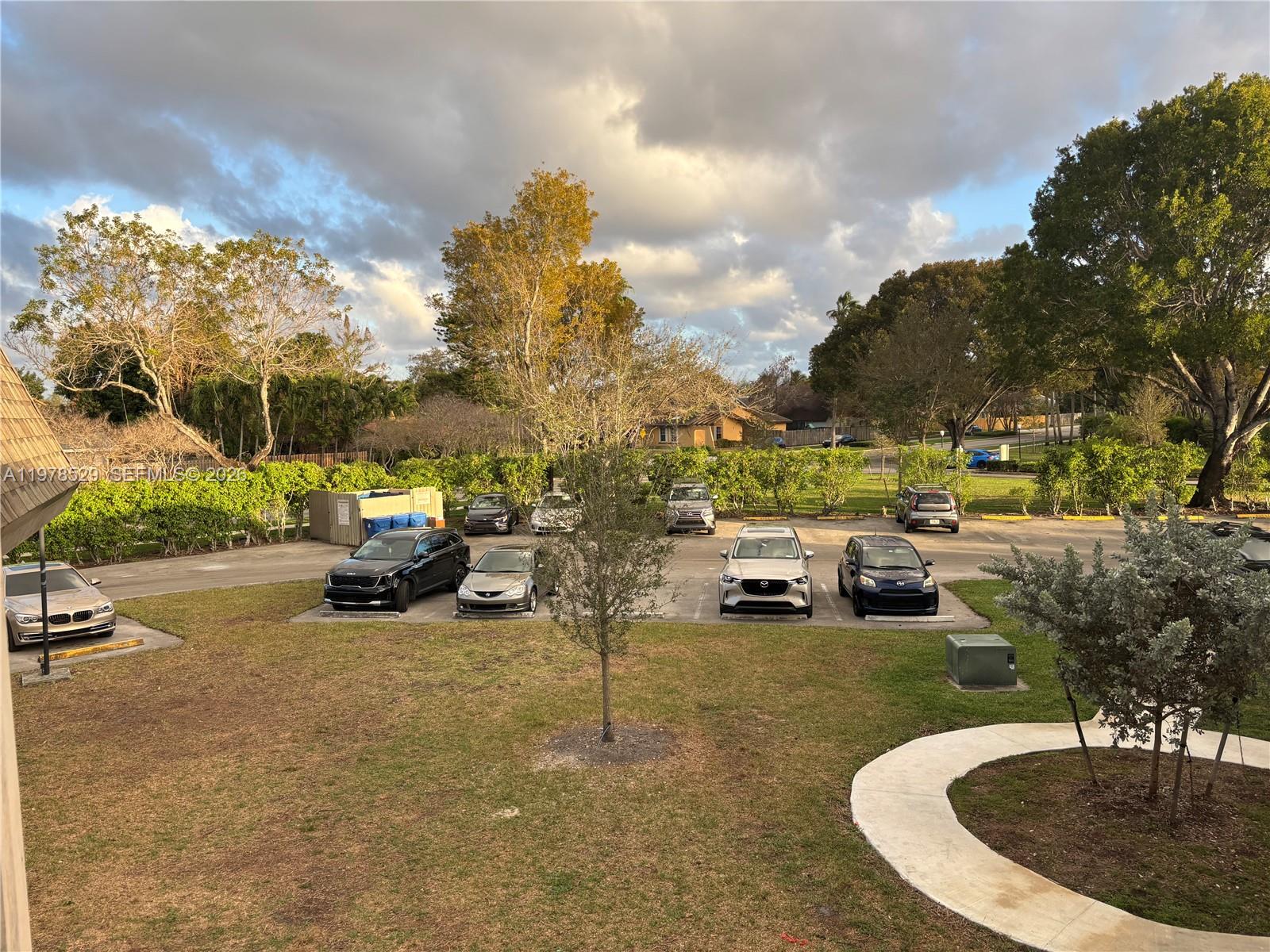 GRENADIER LAKES AT WELLEB - Residential