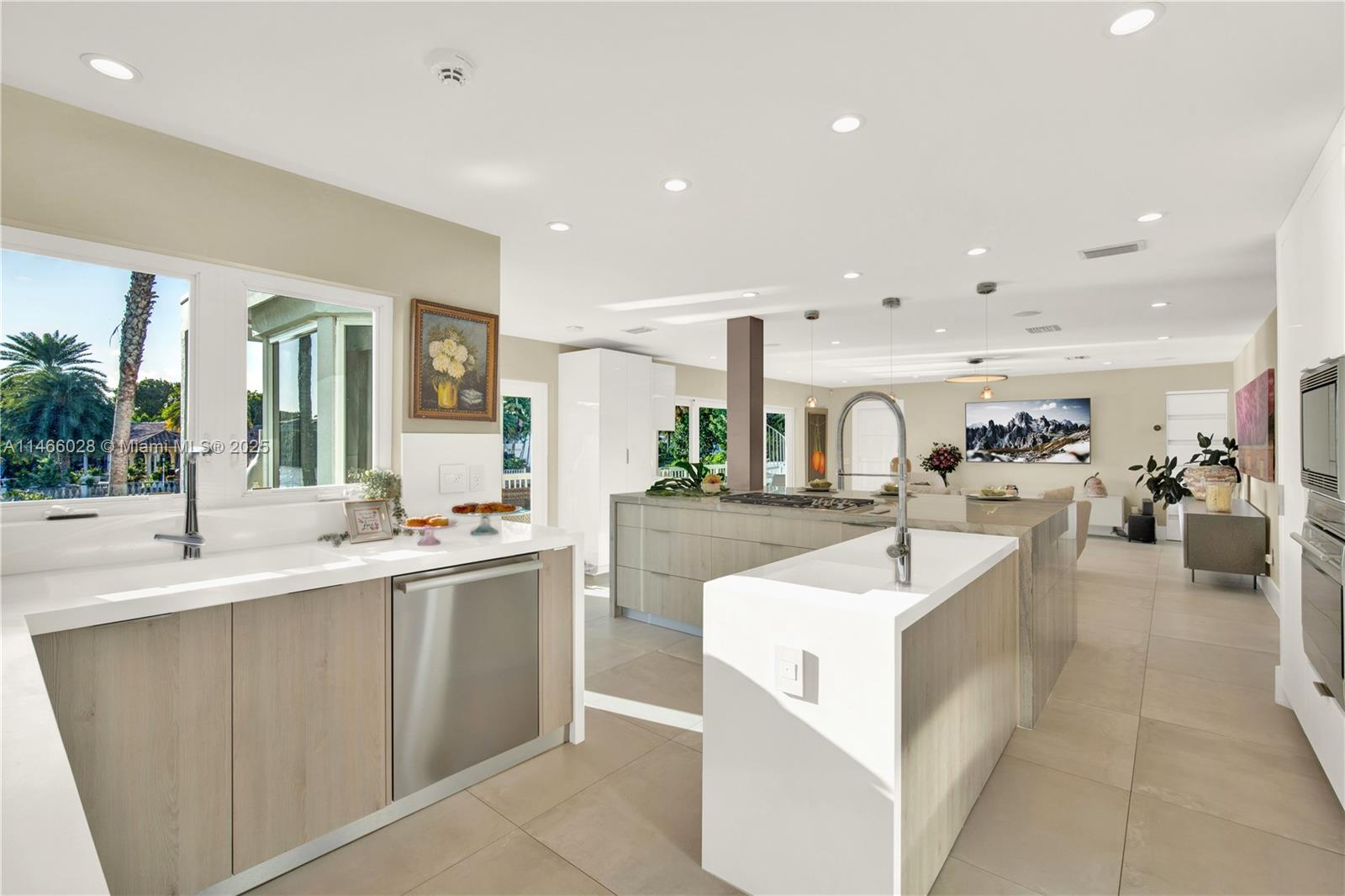 CORAL BAY SEC C - Residential