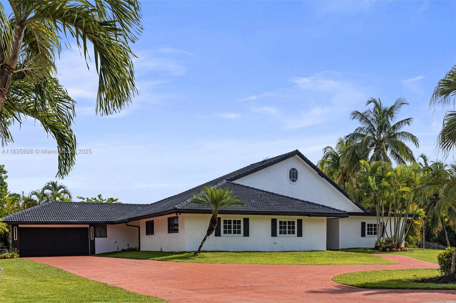 11965 SW 15th Ct, Davie, FL, 33325/$1,399,000 1 11965 SW 15th Ct