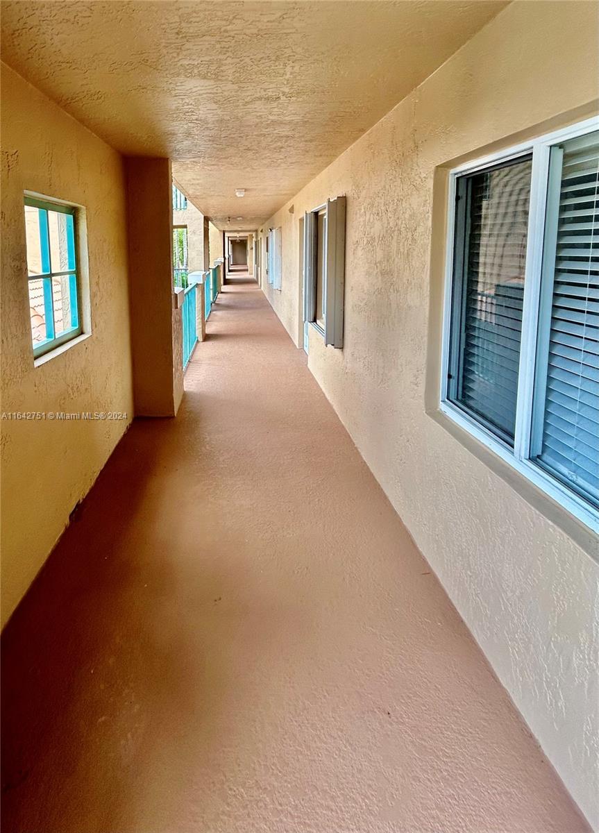 CORAL COVE CONDO - Residential Lease