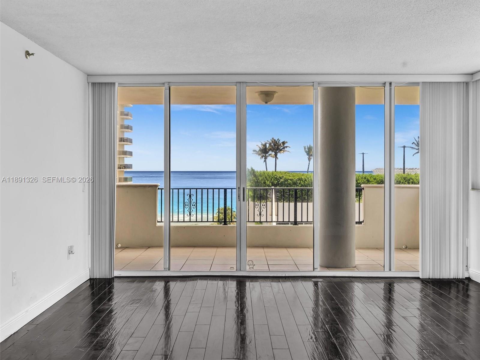 6422 Collins Ave 701