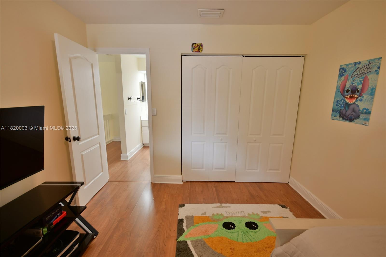 BRIAR LAKE - Residential Lease