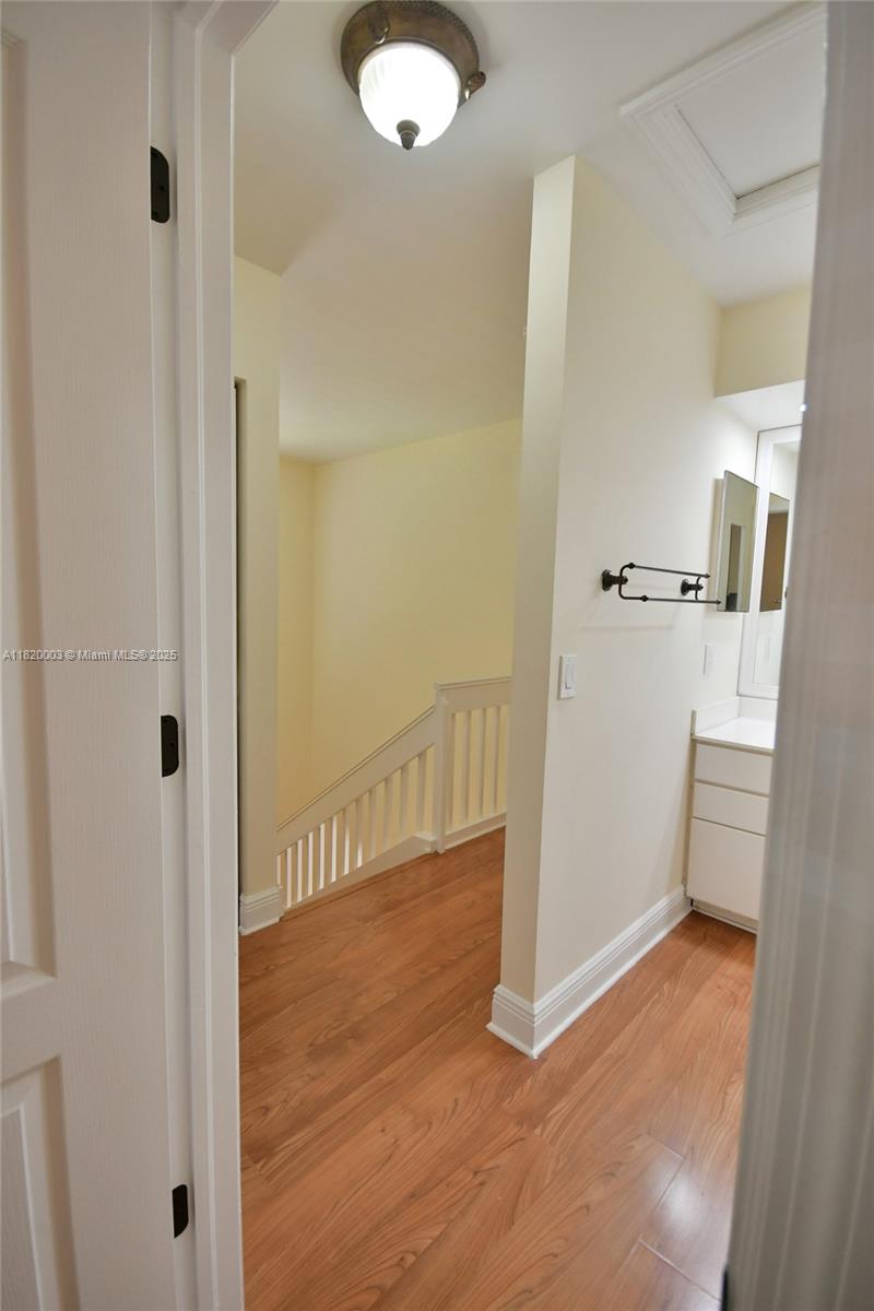 BRIAR LAKE - Residential Lease