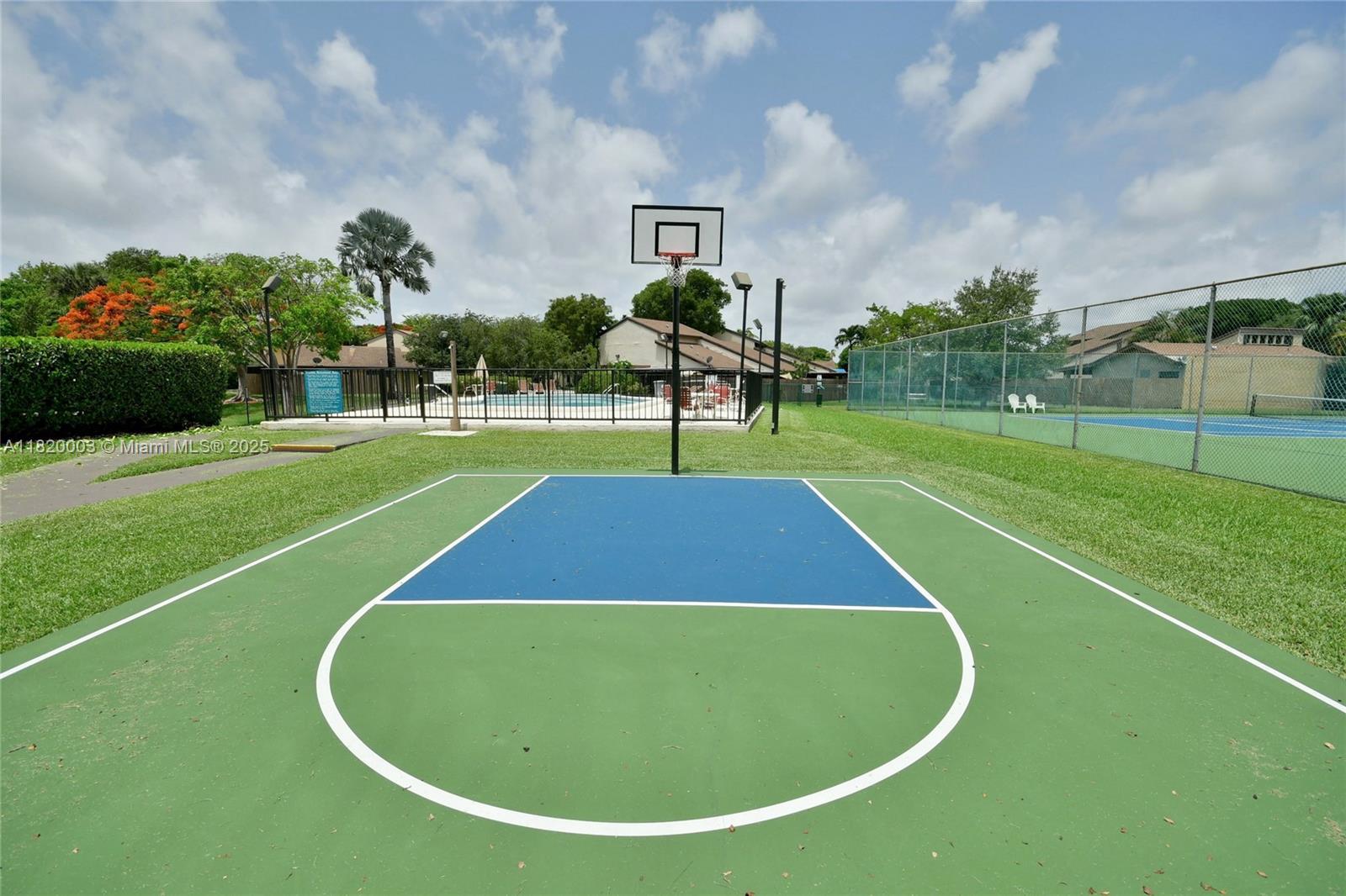 BRIAR LAKE - Residential Lease