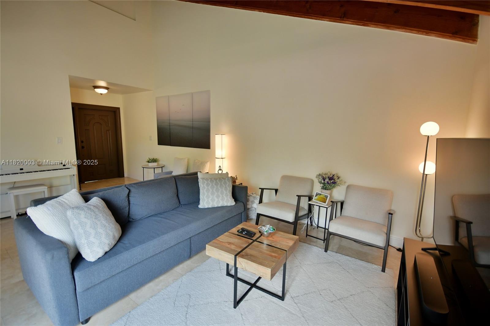 BRIAR LAKE - Residential Lease