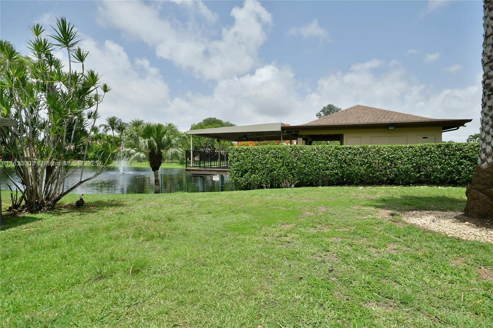 BRIAR LAKE - Residential Lease