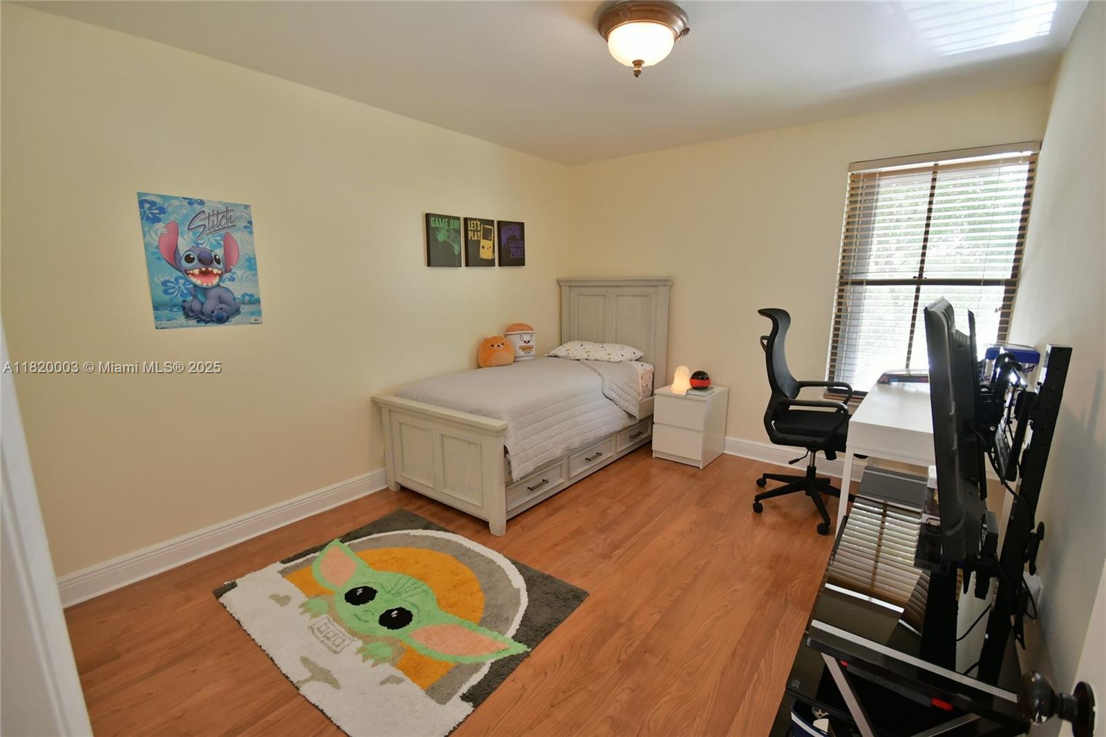 BRIAR LAKE - Residential Lease