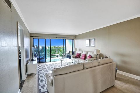 Condominium in Pompano Beach FL 1401 Riverside Dr Dr 10.jpg