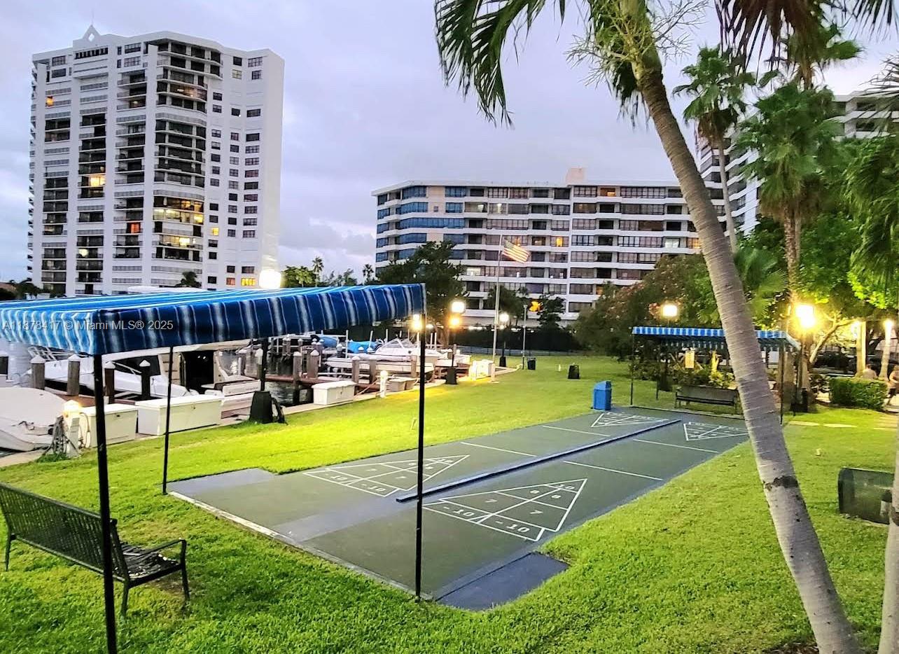 OLYMPUS CONDO PHASE - Residential