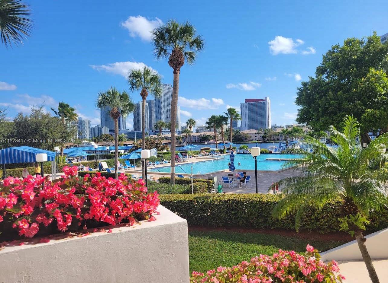 OLYMPUS CONDO PHASE - Residential