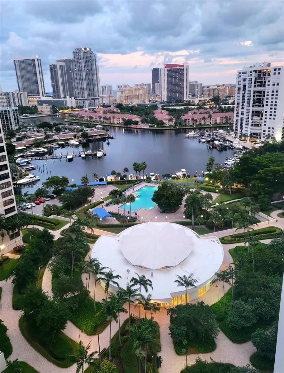 OLYMPUS CONDO PHASE - Residential