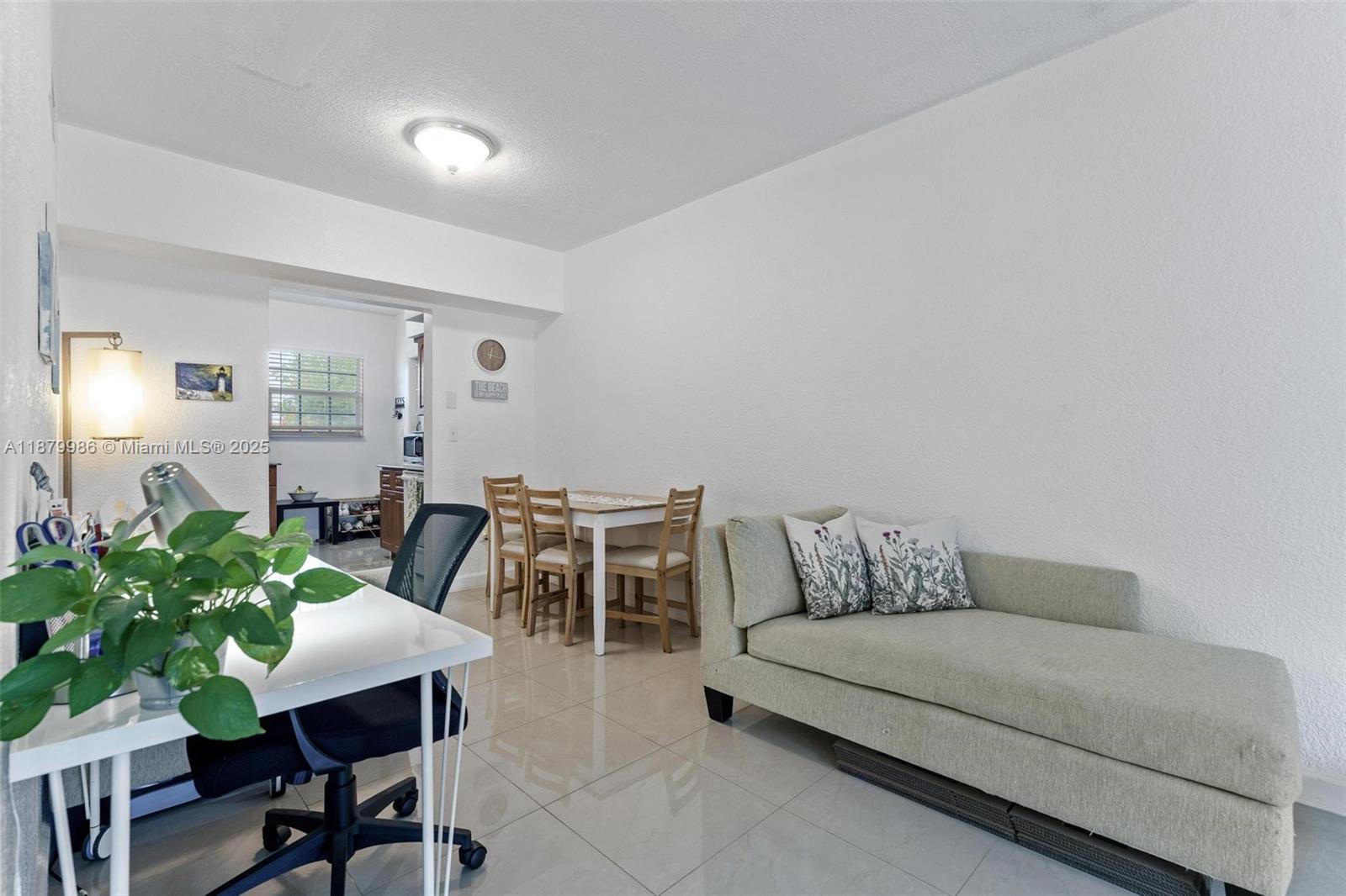 SOUTHERN STAR CONDO - Residential Lease