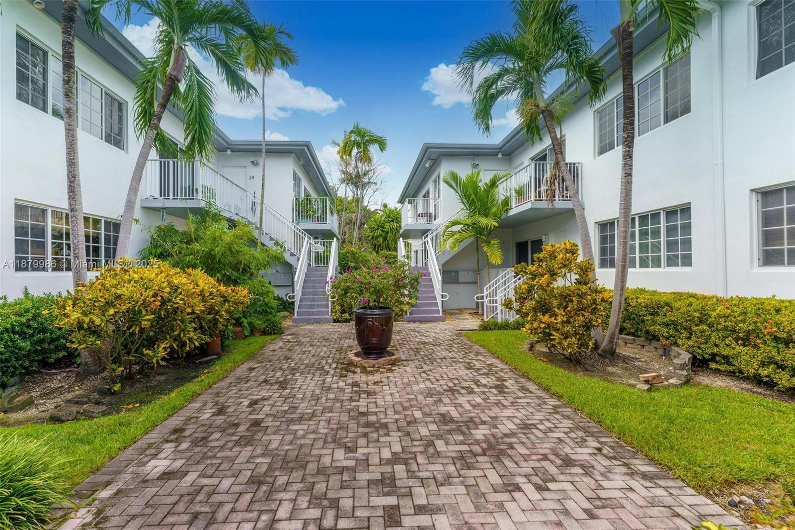 SOUTHERN STAR CONDO - Residential Lease