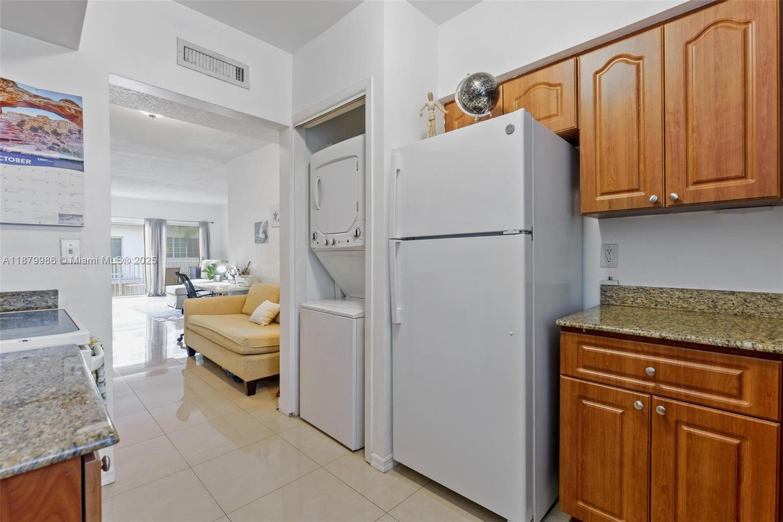 SOUTHERN STAR CONDO - Residential Lease