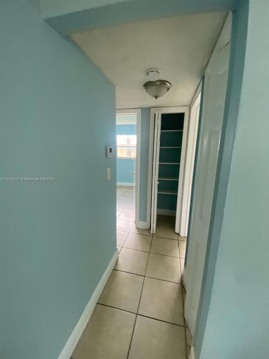 PALMS AT DANIA BEACH COND - Residential Lease