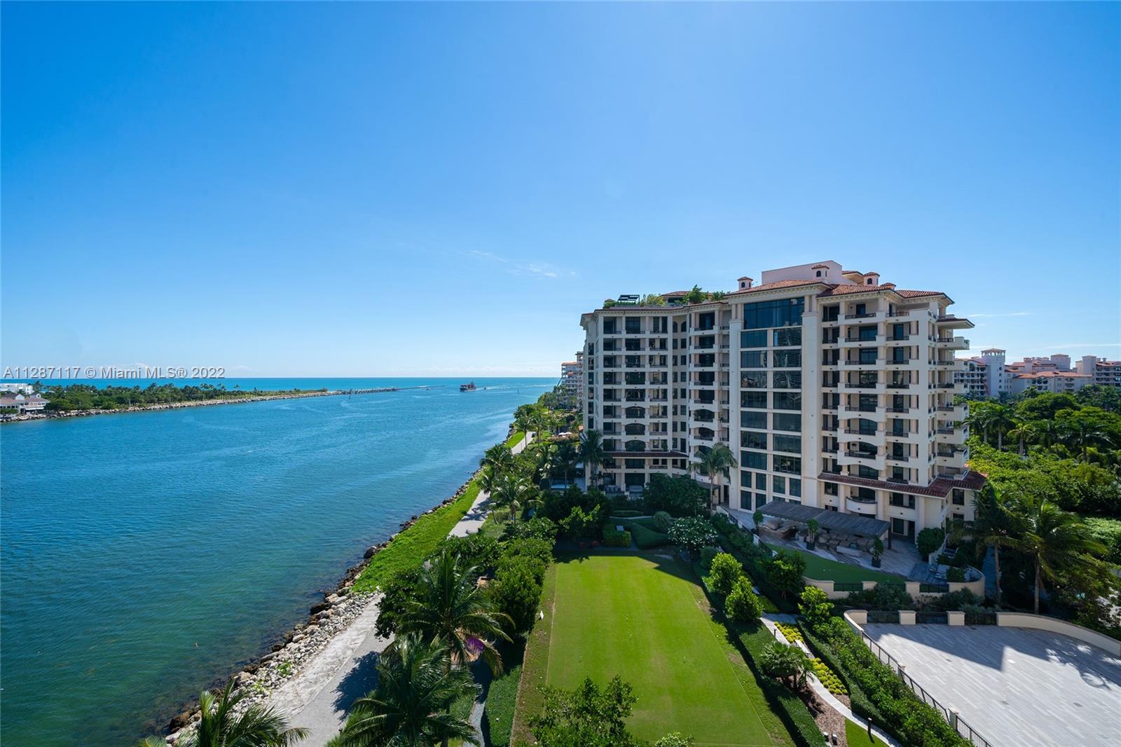 FISHER ISLAND - Residential