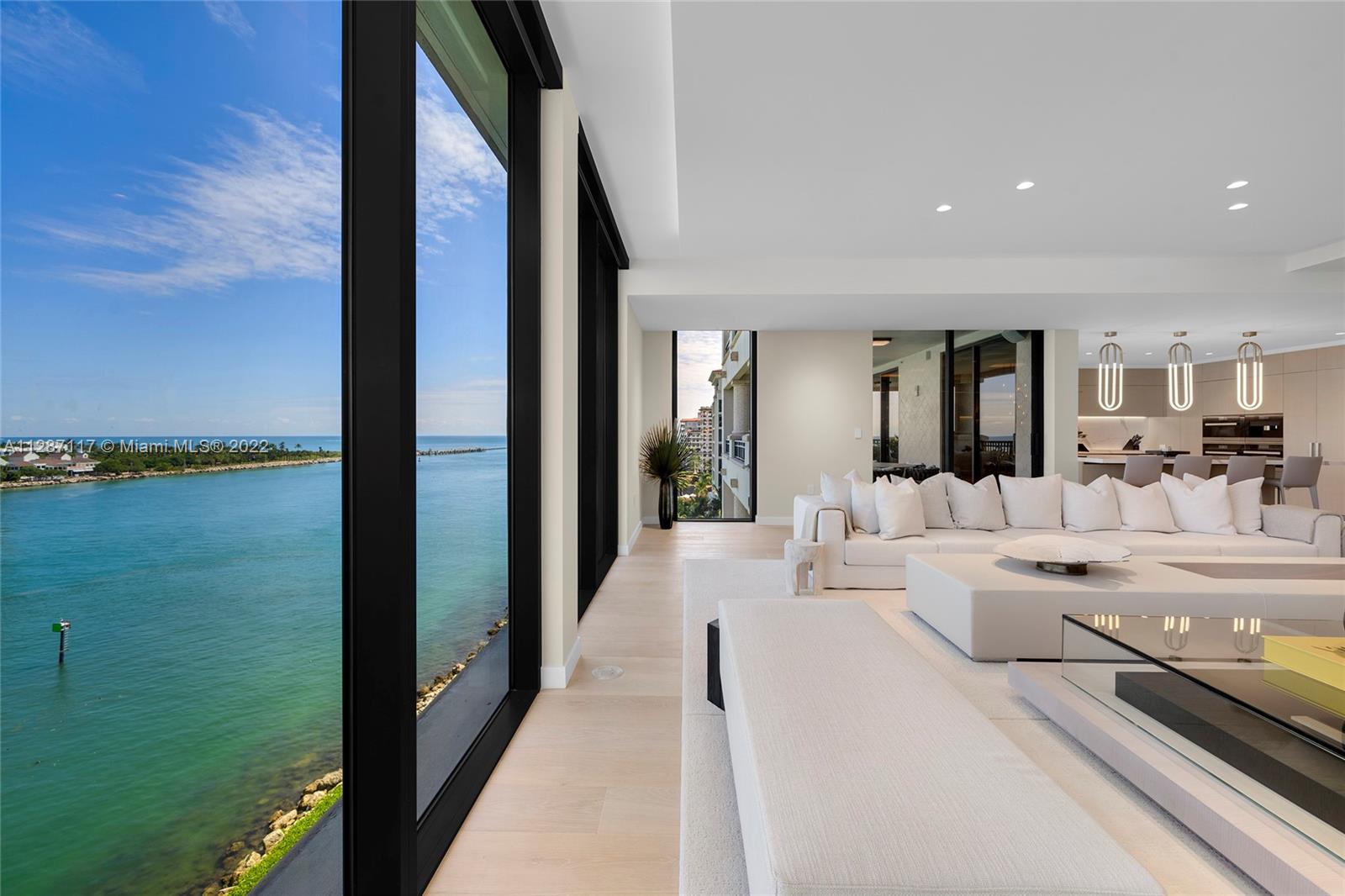FISHER ISLAND - Residential
