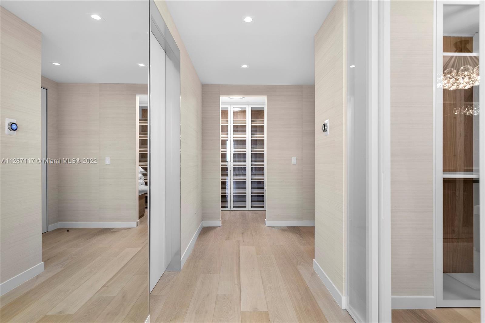 FISHER ISLAND - Residential