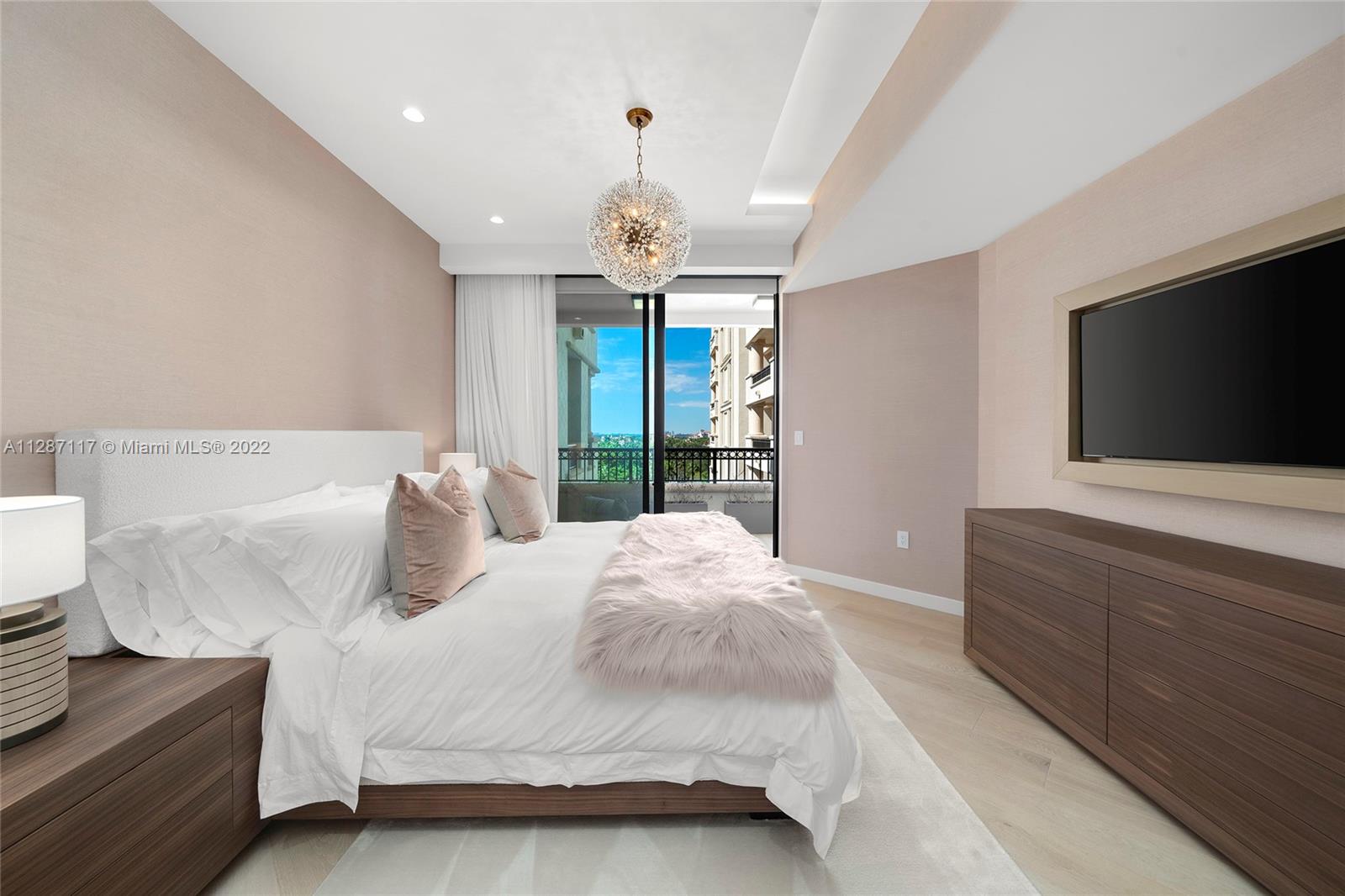 FISHER ISLAND - Residential