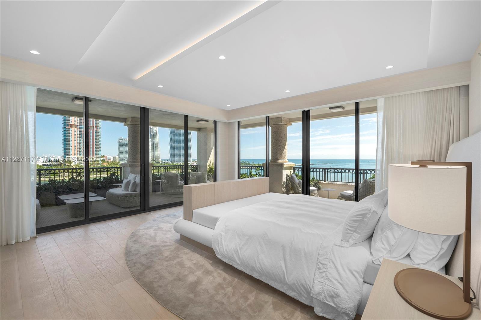 FISHER ISLAND - Residential