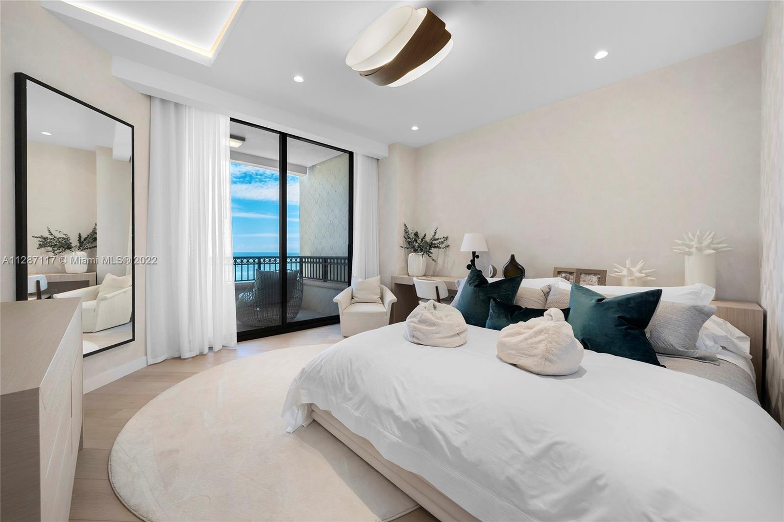FISHER ISLAND - Residential
