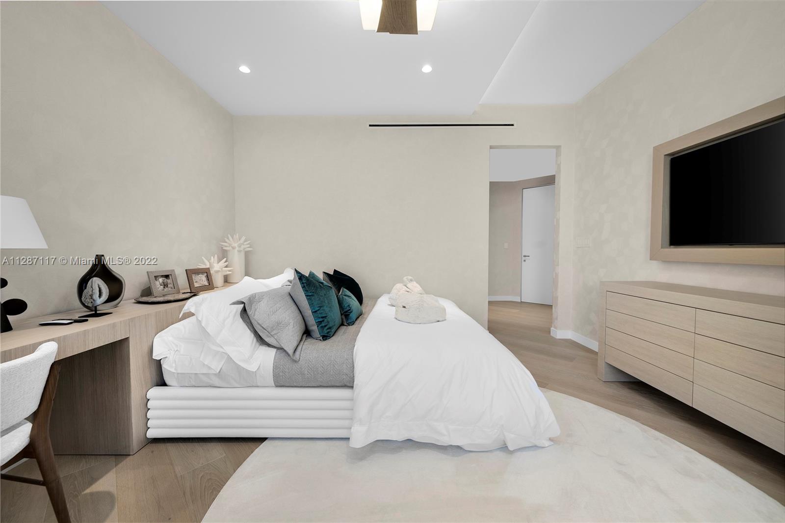 FISHER ISLAND - Residential