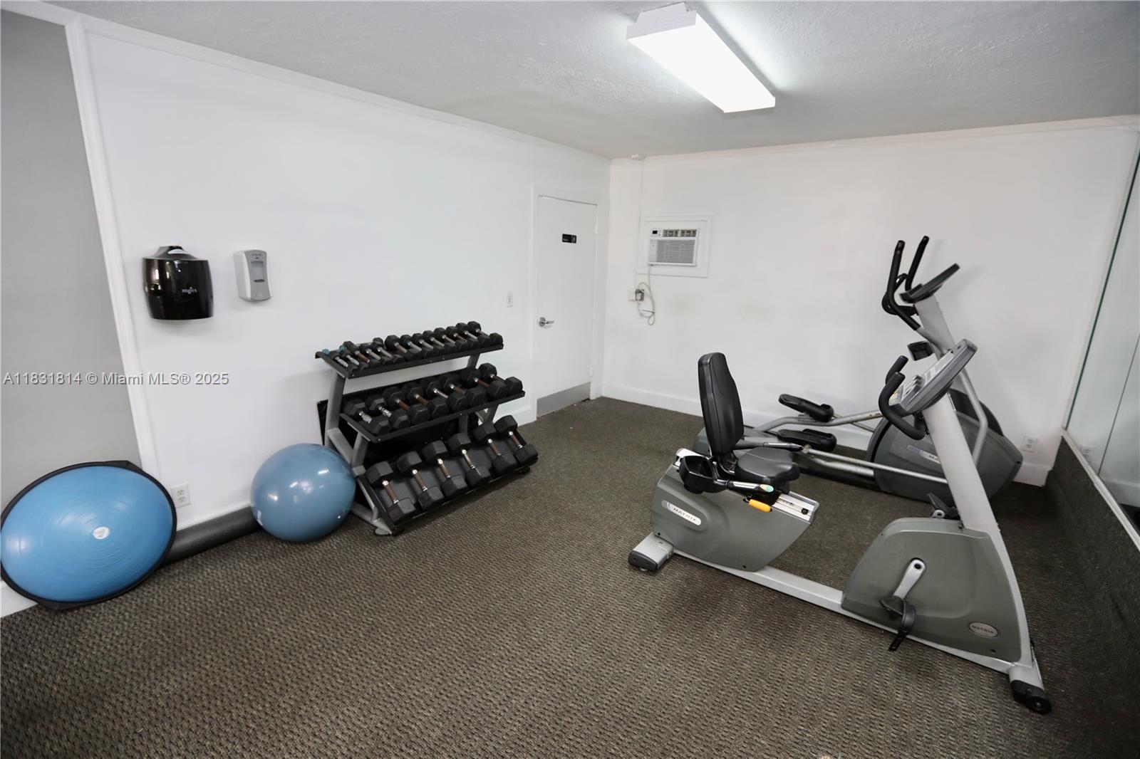 IMPERIAL POINT COLONNADES - Residential