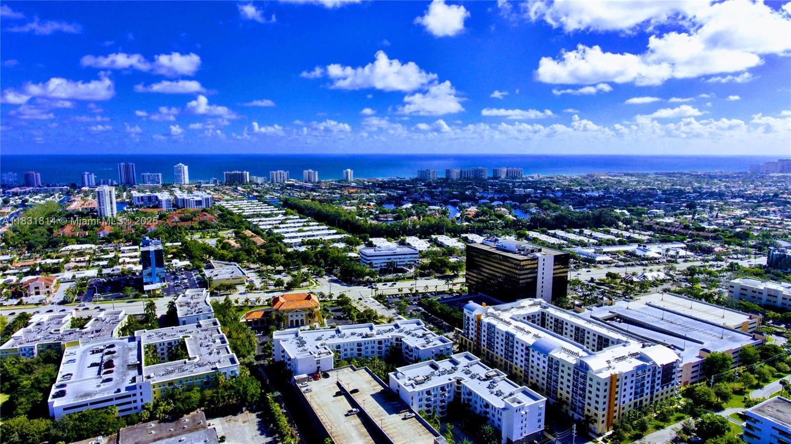 IMPERIAL POINT COLONNADES - Residential