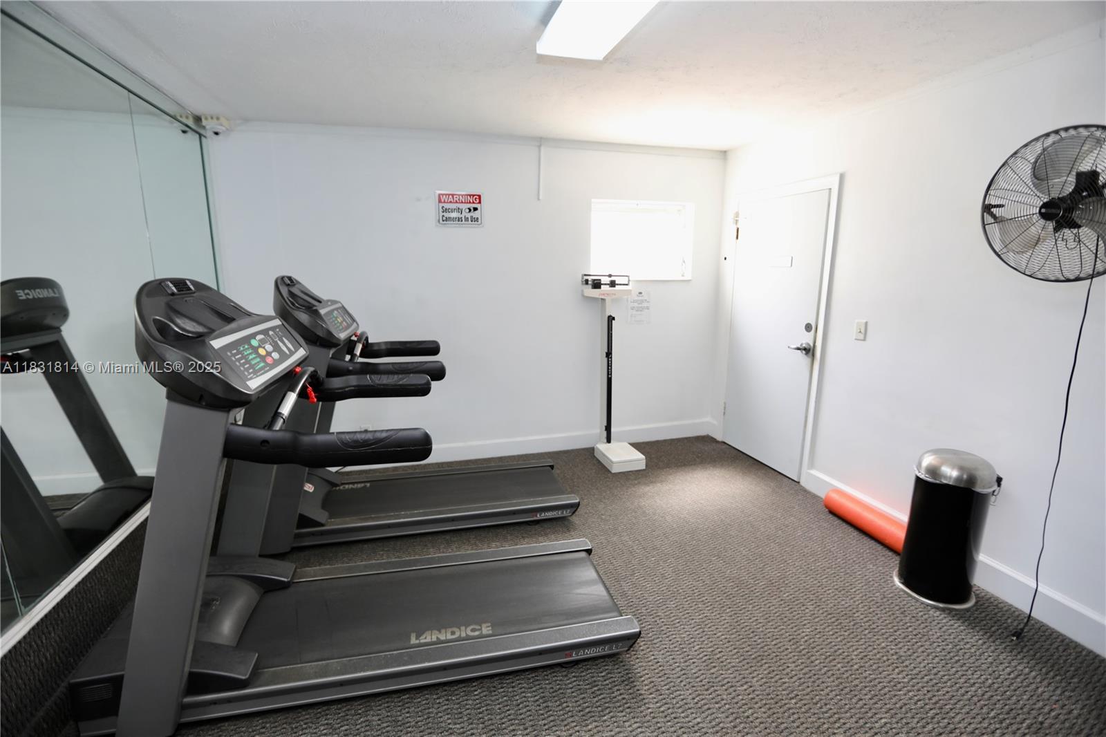 IMPERIAL POINT COLONNADES - Residential