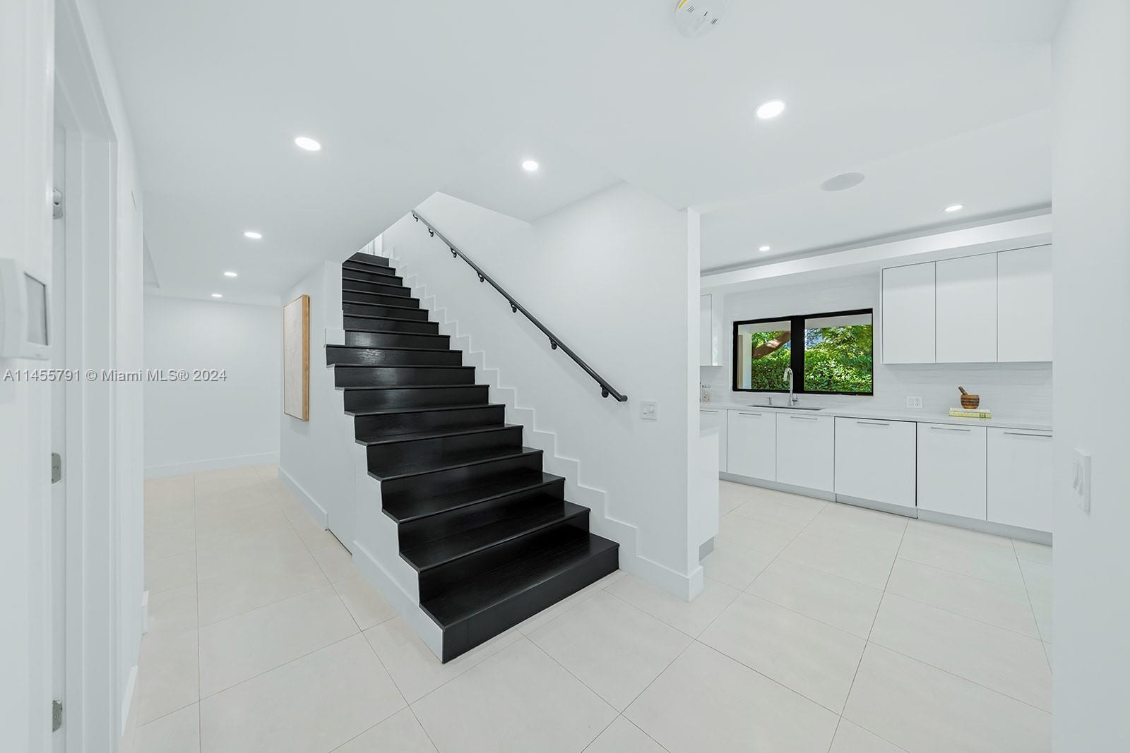 MID GOLF SUB - Residential