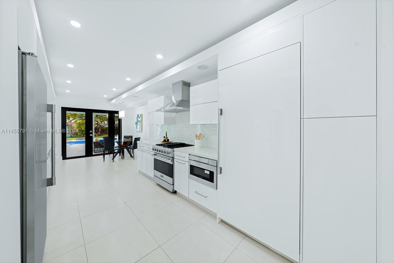 MID GOLF SUB - Residential