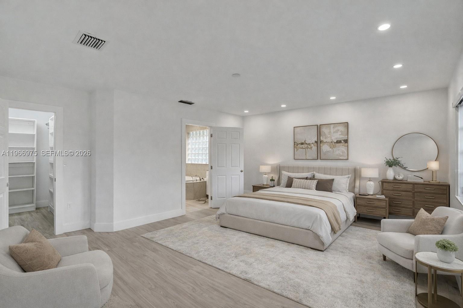 NORTH LAKE ESTATES - Residential