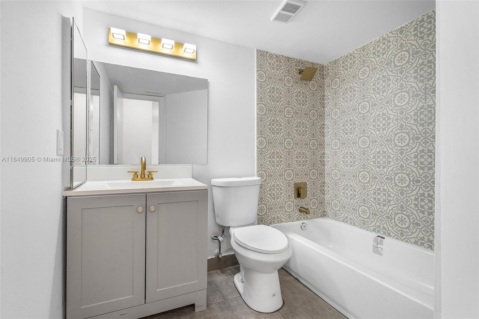 EDGEWATER CONDO - Residential