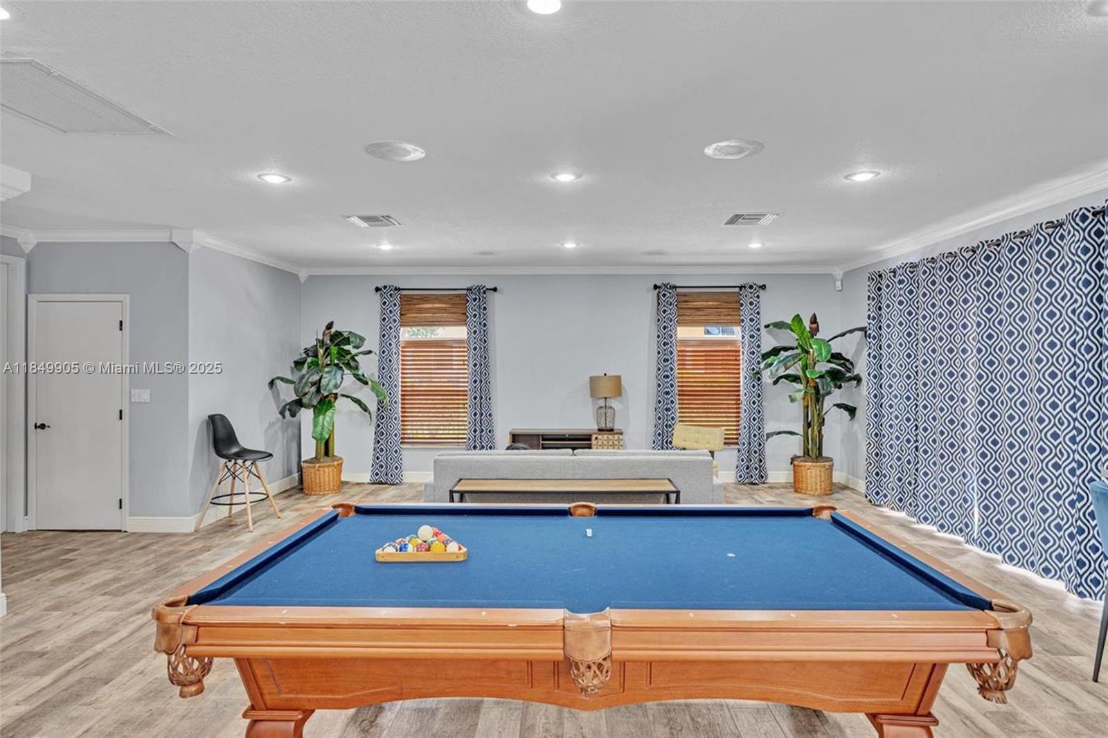 EDGEWATER CONDO - Residential