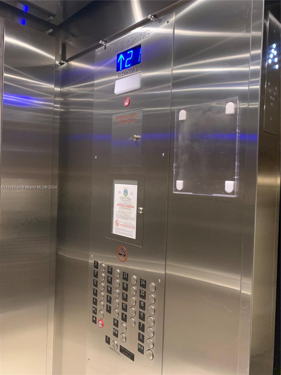 WINSTON TOWERS 400 CONDO - Residential