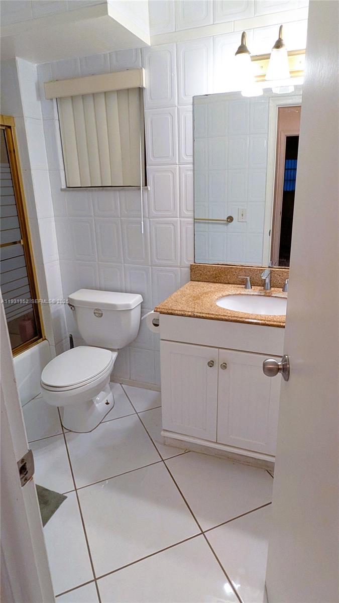 MEADOWBROOK TOWERS CONDO - Residential Lease