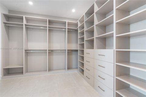 Tiny photo for 1321 NE 13th Ave, Fort Lauderdale, FL 33304 (MLS # A12006544)