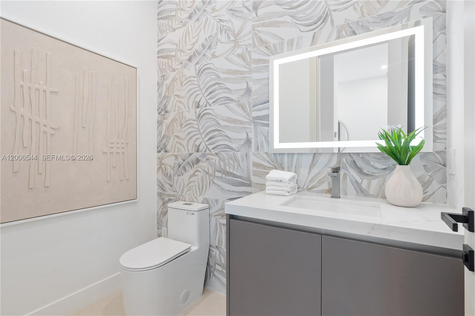 HOLIDAY HEIGHTS - Residential