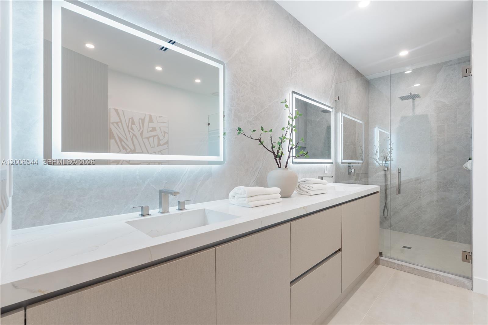 HOLIDAY HEIGHTS - Residential