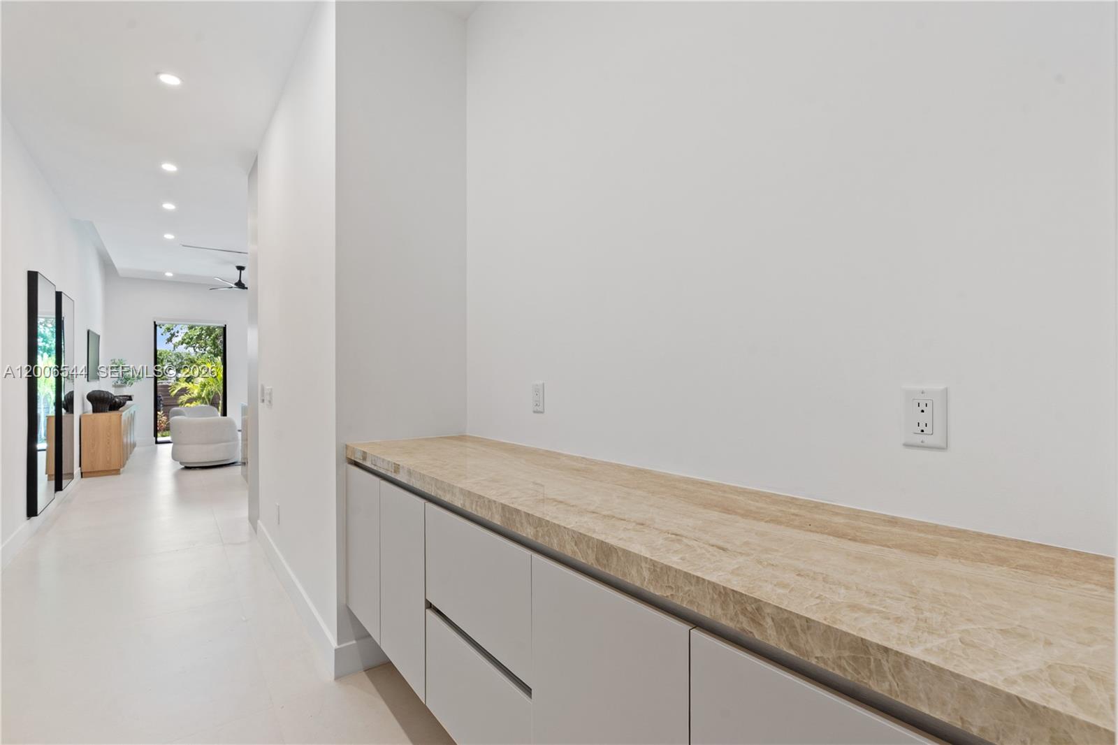 HOLIDAY HEIGHTS - Residential