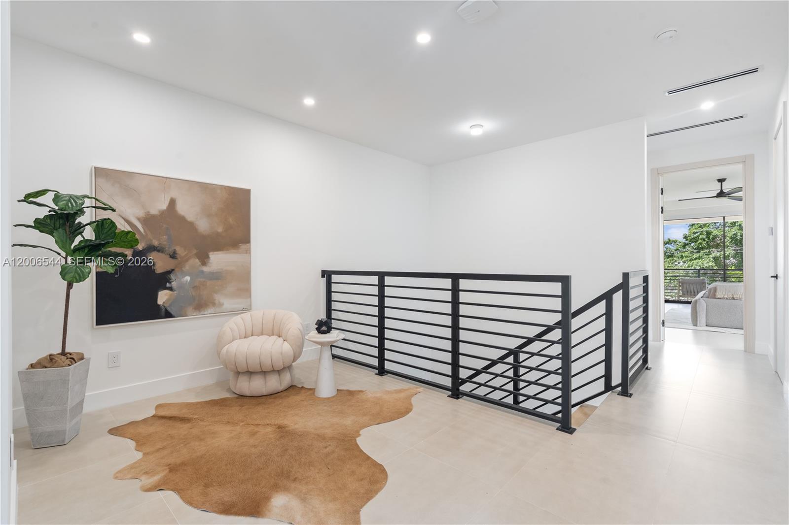 HOLIDAY HEIGHTS - Residential