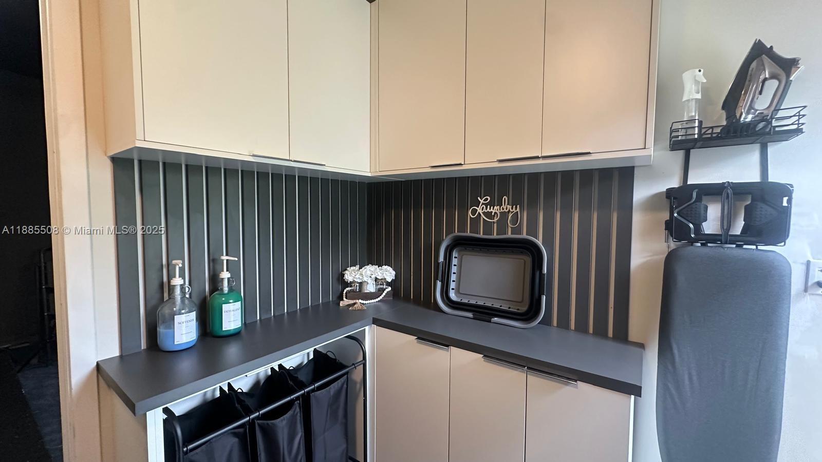 REDLANDS BEST 1ST ADDN - Residential Lease