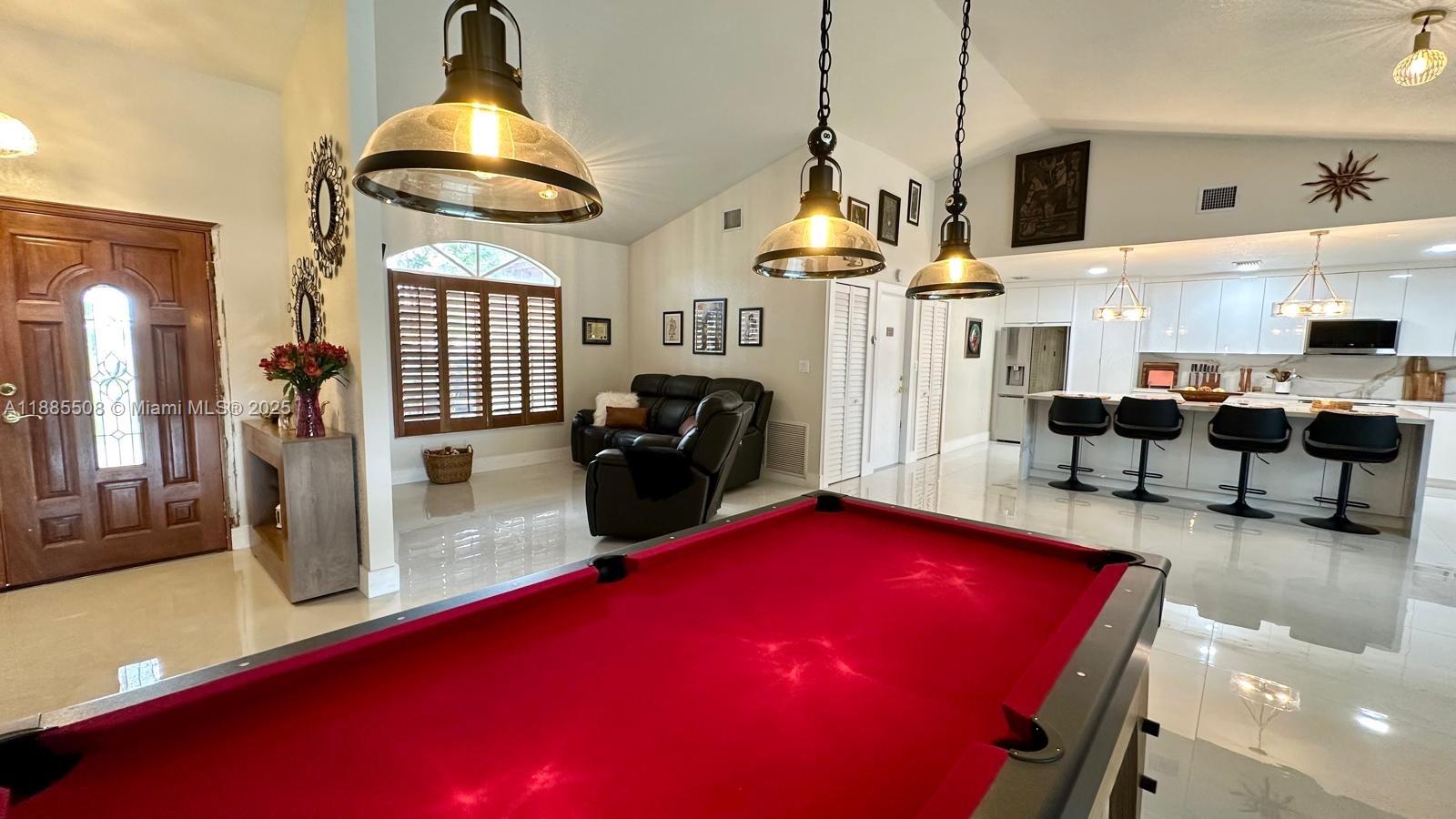 REDLANDS BEST 1ST ADDN - Residential Lease